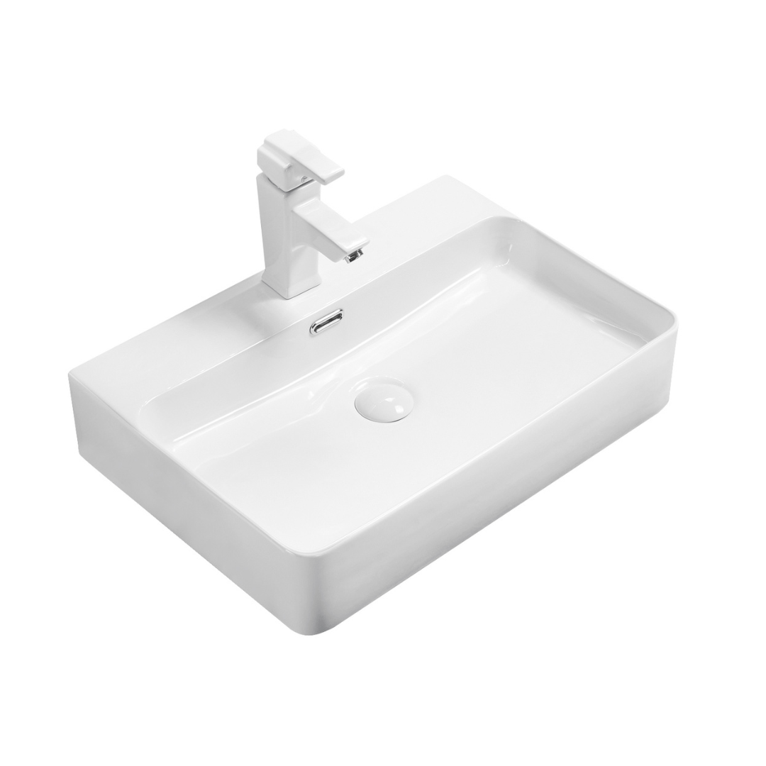 Fendi Basin 800 White