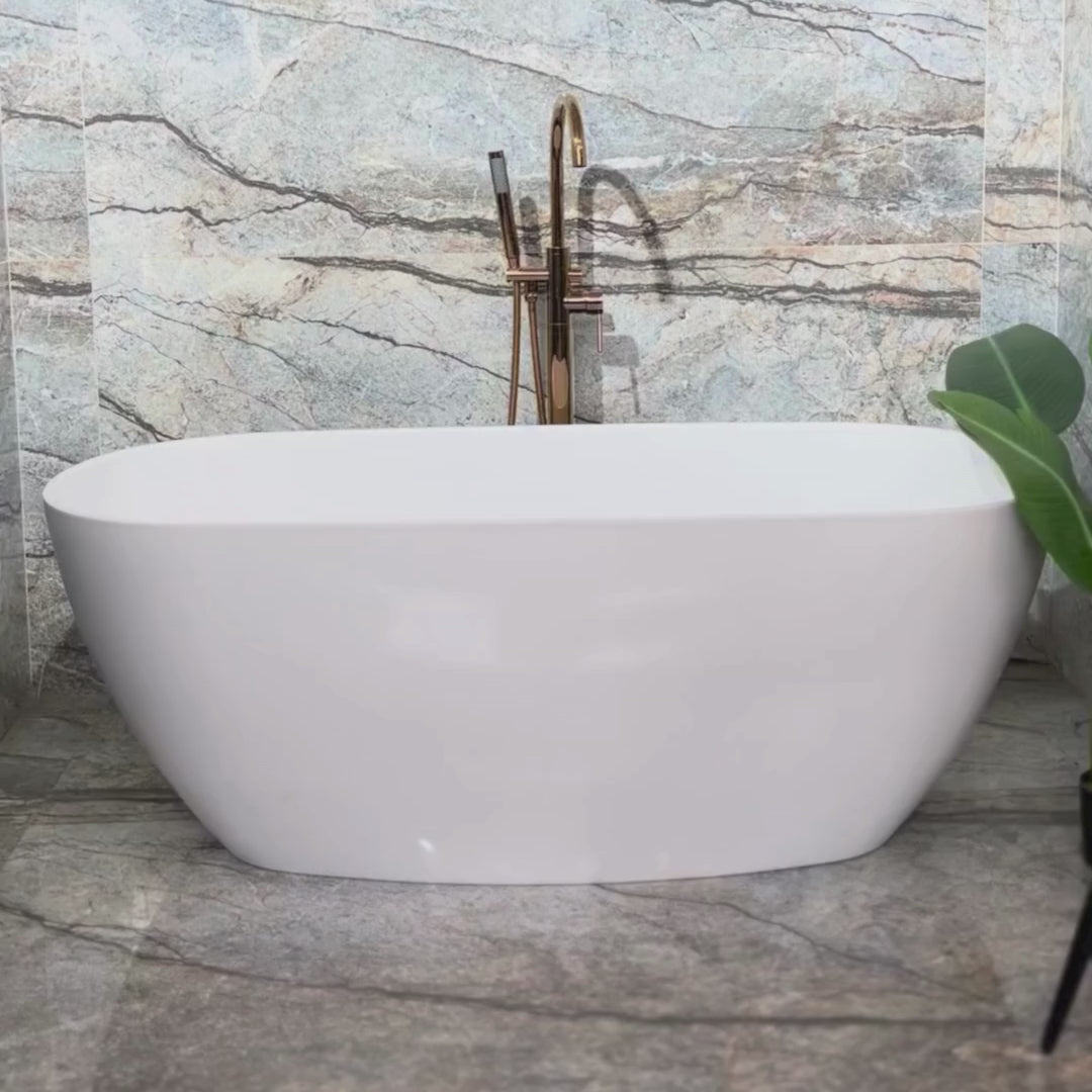 Amor Polished White Freestanding Bathtub